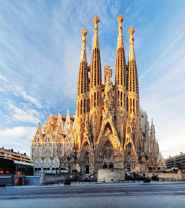 Architectural detail of a grand, historic cathedral in Barcelona.